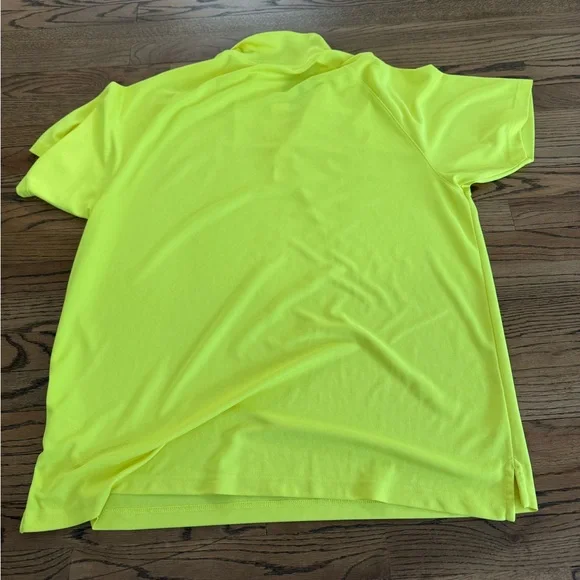 Men’s Lacoste Sport Fluorescent Yellow Polo Shirt - Picture 5 of 6